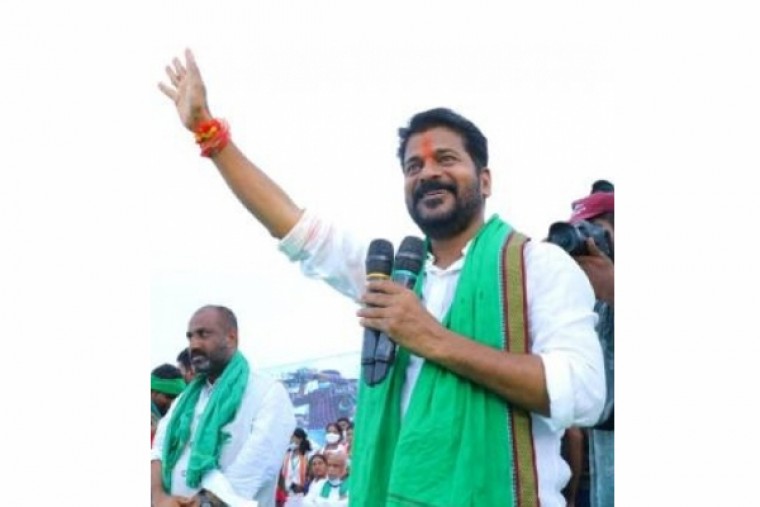 Telangana Congress plans Karnataka-like 'five guarantees'