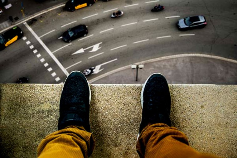 Mother jumps to death after killing twins in Hyderabad