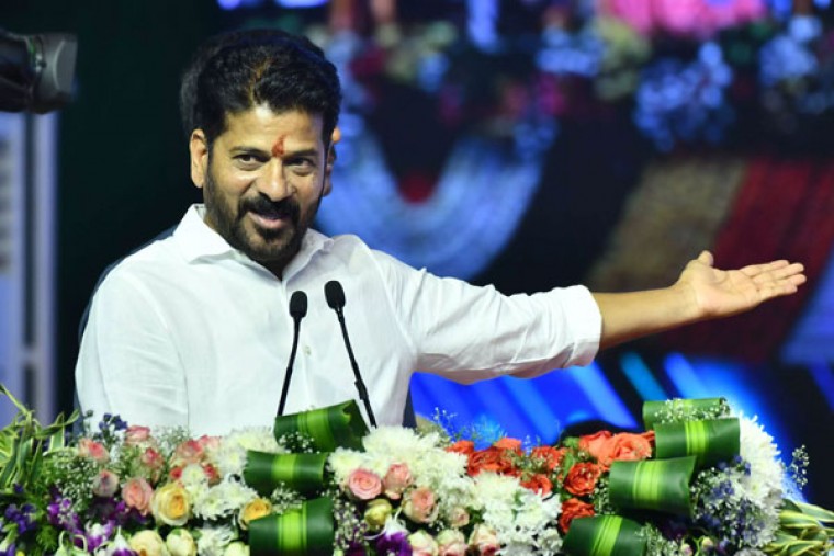 Telangana CM Revanth Reddy Pushes for ?1,981 Crore Dues, Key Energy Demand at Centre