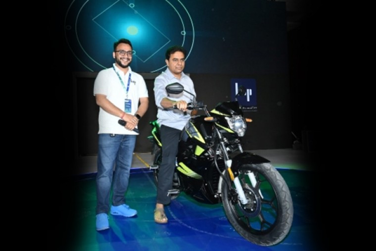 Top players showcase next gen EV models at Hyderabad E-Motor Show