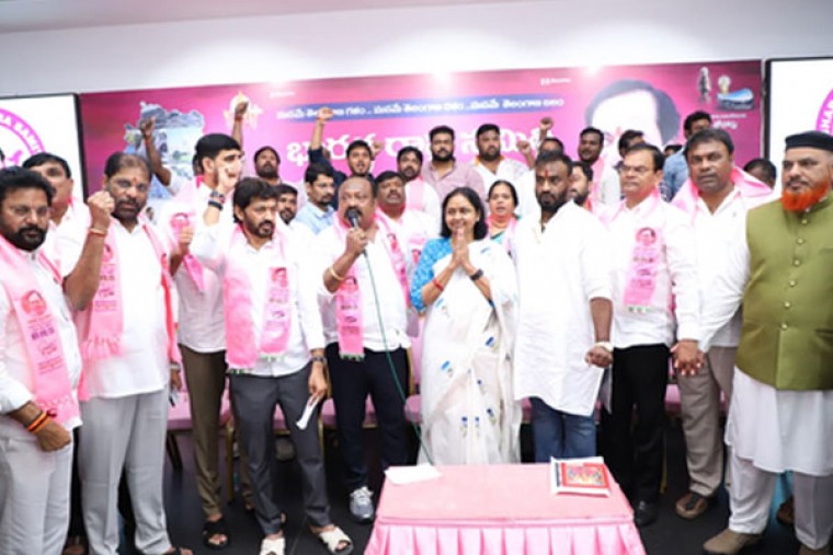 Jubilee Hills by-election: BRS candidate Sunitha files nomination