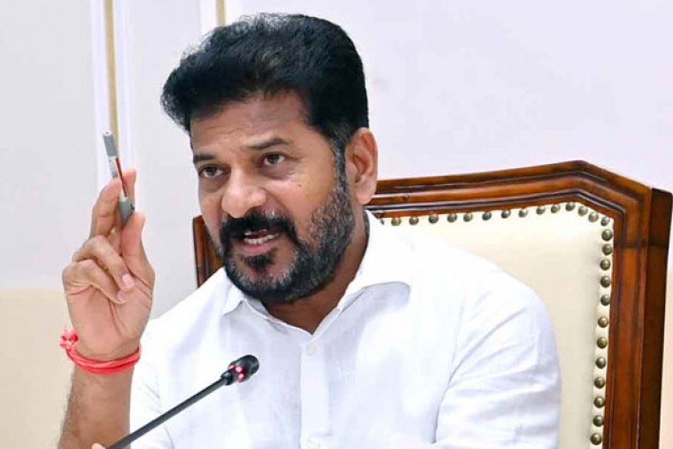 Telangana CM urges Maoists to surrender, join mainstream