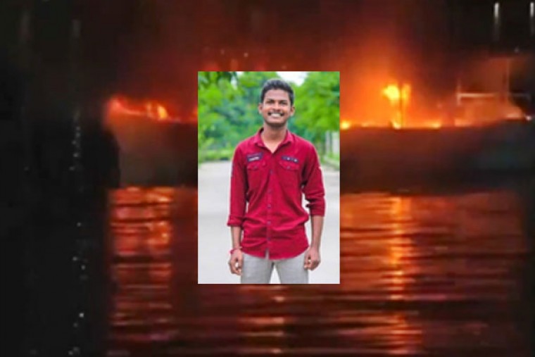 Search on for Hyderabad youth missing after fire on boats in Hussain Sagar lake