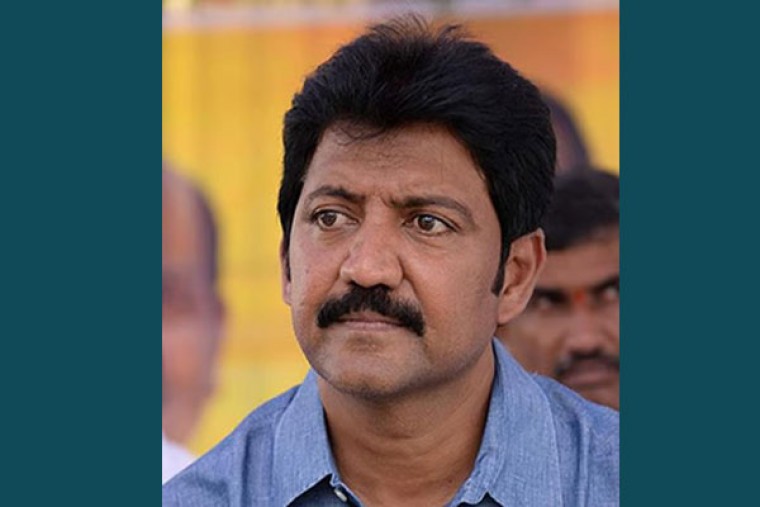 Andhra Pradesh Police conduct searches at YSRCP leader Vamsi's house in Hyderabad