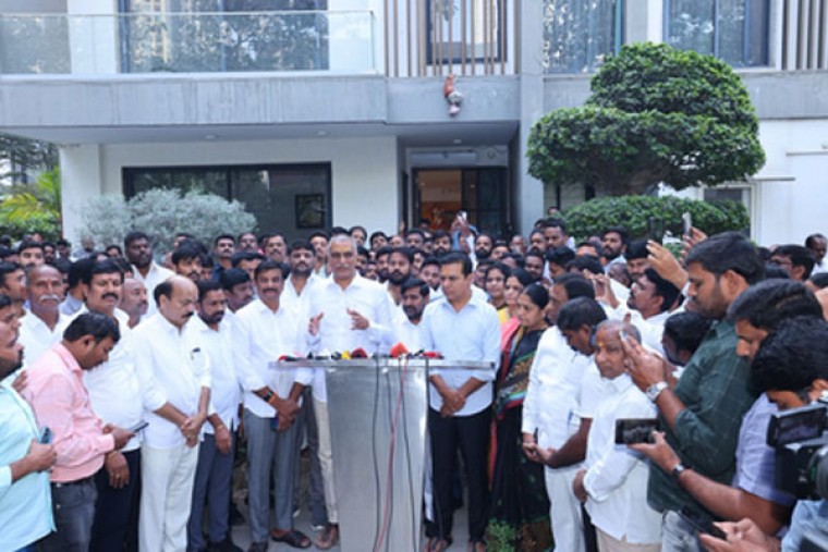 Harish Rao calls phone tapping SIT notice a 'silly drama'