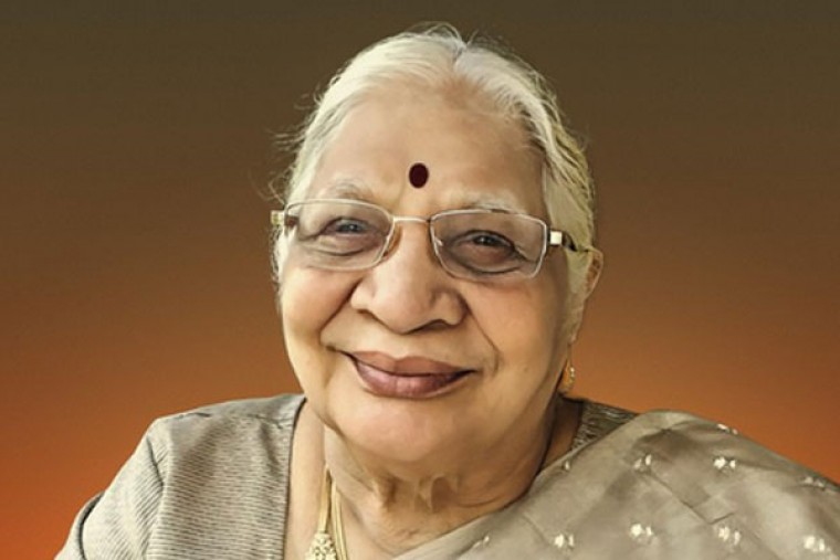 Allu Arjun's grandmother Allu Kanakaratnam passes away; actor Ram Charan cancels shoot to participate in last rites