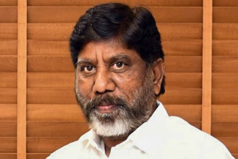 Telangana BJP chief sends legal notice to Deputy CM over allegations