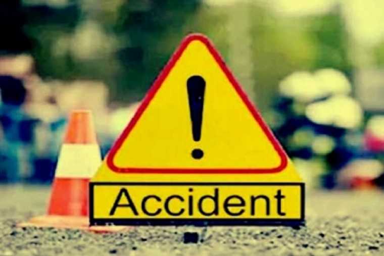 8 killed in 3 road accidents in Telugu states