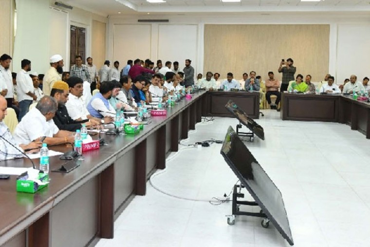 Telangana Minister Reviews Key Arrangements Ahead of Ramazan