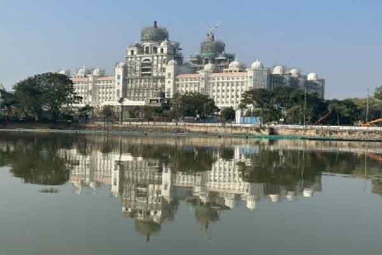 Fire breaks out in Telangana's new Secretariat building