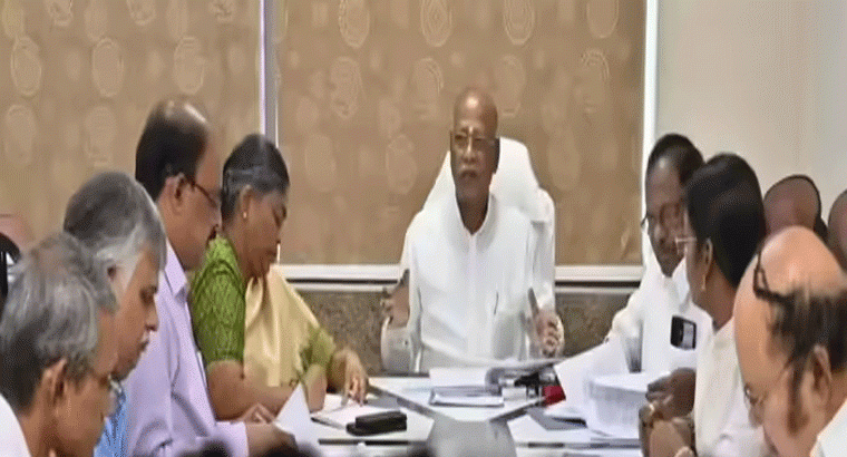 ఆ 40 కులాలను ఓబీసీల్లో చేర్చండి.... కేంద్రానికి తెలంగాణ బీసీ కమిషన్ విజ్ఞప్తి