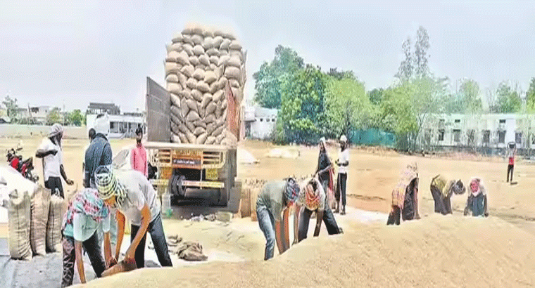 వడ్లు లేవు, బియ్యం లేవు.. మిల్లర్ల రూ.కోట్ల స్కామ్ వెలుగులోకి