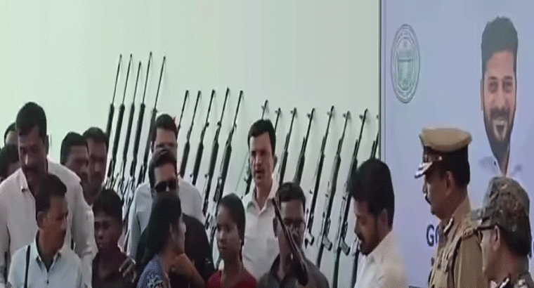 సీఎం రేవంత్‌కు ఆయుధాలు సరెండర్,,,,తెలంగాణలో 130 మంది మావోయిస్టులు లొంగుబాటు