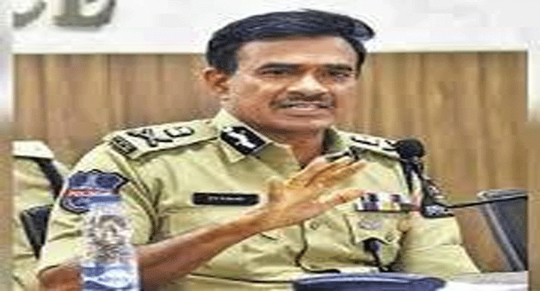 త్వరలోనే అరెస్ట్ చేస్తామంటూ,,,ఐబొమ్మ నిర్వాహకులకు సీవీ ఆనంద్ వార్నింగ్