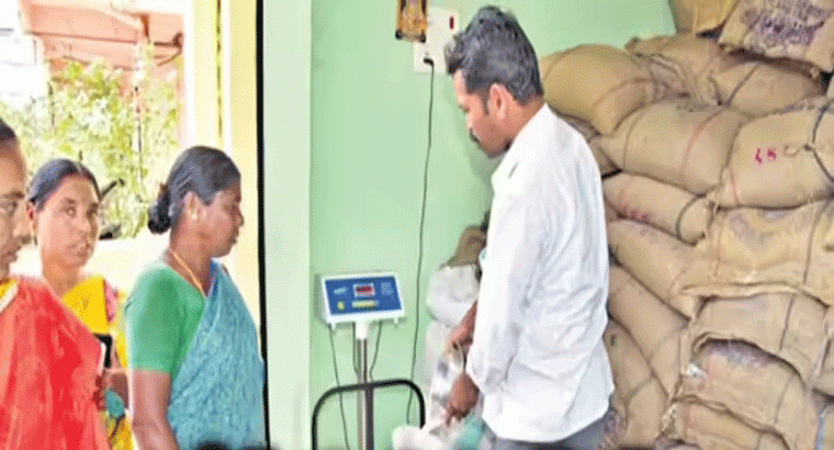 రేషన్ కార్డుదారులకు బ్యాడ్ న్యూస్.. ఈ నెల బంద్