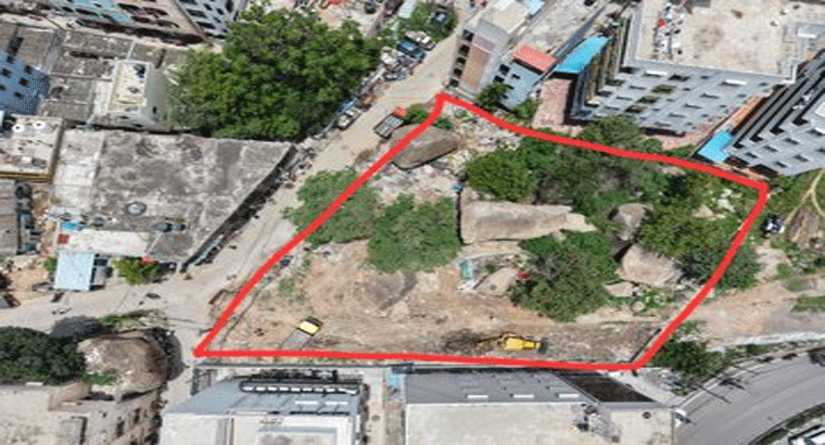  2 వేల గజాల పార్కు స్థలాన్ని కాపాడి.. ఆక్రమణల తొలగింపు