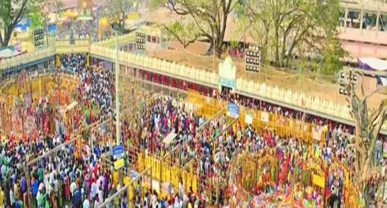 మేడారానికి మహర్దశ.. ఆలయ ఆవరణ విస్తరణ, సీఎం రేవంత్ ఆదేశాలు