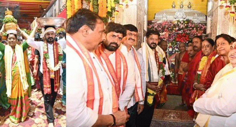 ఉజ్జయిని మహంకాళికి.... పట్టువస్త్రాలు సమర్పించిన సీఎం