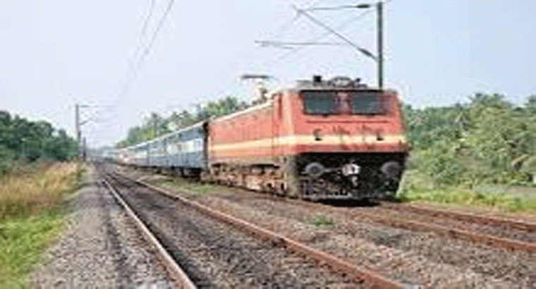 మరో భారీ శుభవార్త చెప్పిన దక్షిణ మధ్య రైల్వే