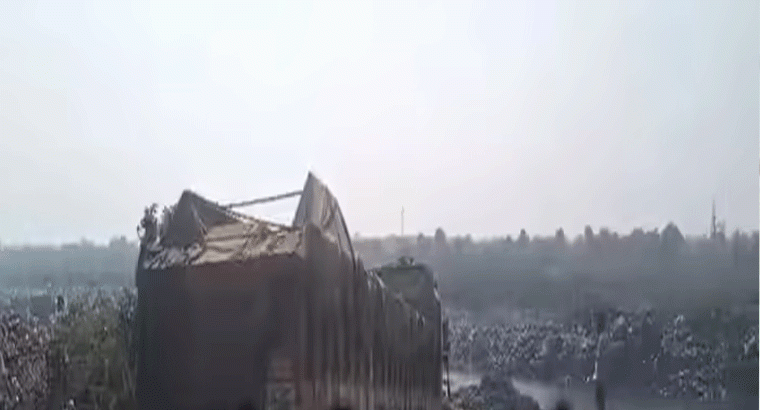 గూగుల్ మ్యాప్స్ చూసుకుంటూ వెళ్లిన లారీ,,,, డ్రైవర్‌కు ఊహించని అనుభవం