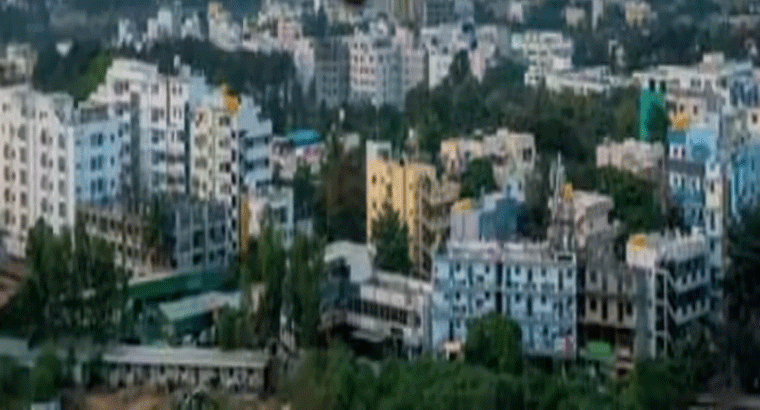 హైదరాబాద్‌లో ఈ ఏరియాలో ఎక్కడ చూసినా అక్రమ నిర్మాణాలే