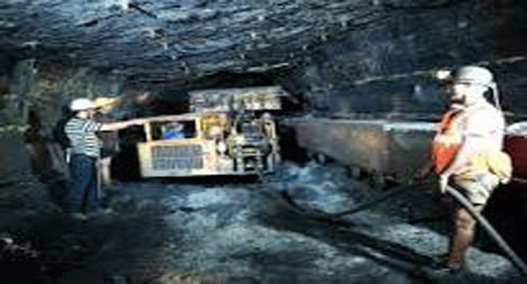 కాంట్రాక్ట్ ఉద్యోగులకు భారీ శుభవార్త.. కీలక నిర్ణయం తీసుకున్న సింగరేణి యాజమాన్యం