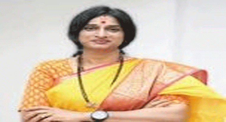 గుడి కూల్చారంటూ నిరసన తెలిపిన మాధవీ లత,,,,అరెస్ట్ చేసిన బంజరాహిల్స్ పోలీసులు