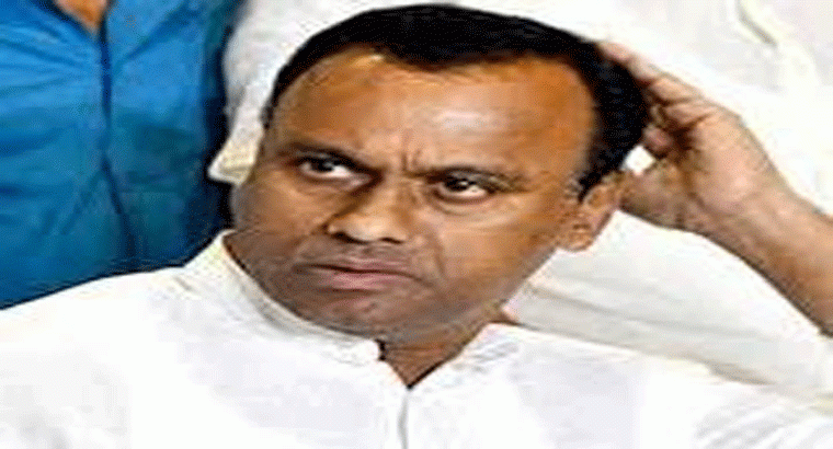 ఖమ్మంలో ఉన్నప్పుడు.. నల్గొండలో ఉంటే తప్పేంటి