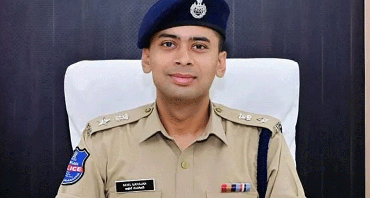 అతివలకు అండగా ఆదిలాబాద్ షిటీం బృందం