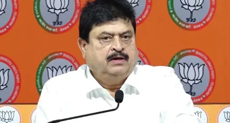 కీలక ఎన్నికలపై బీజేపీ కసరత్తు.. ఆఫీస్ బేరర్స్ భేటీలో వ్యూహాలపై చర్చ

