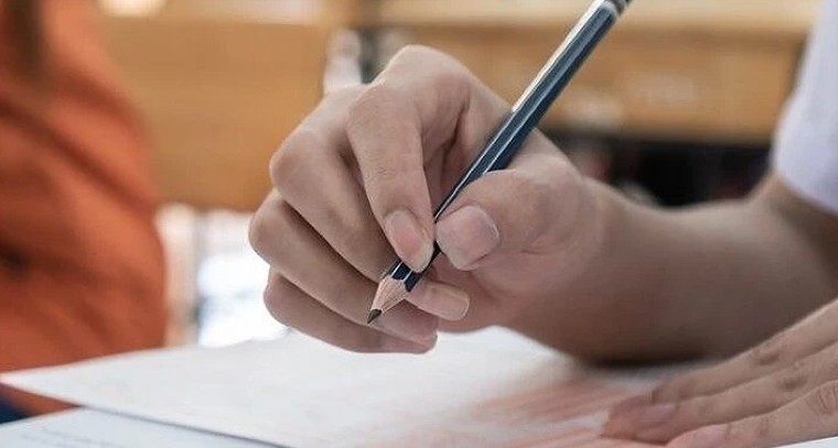 పదో తరగతి పరీక్షల తేదీలపై కసరత్తు.. ఇంటర్ ఎగ్జామ్స్ ముగింపు తర్వాతే ప్రారంభం!

