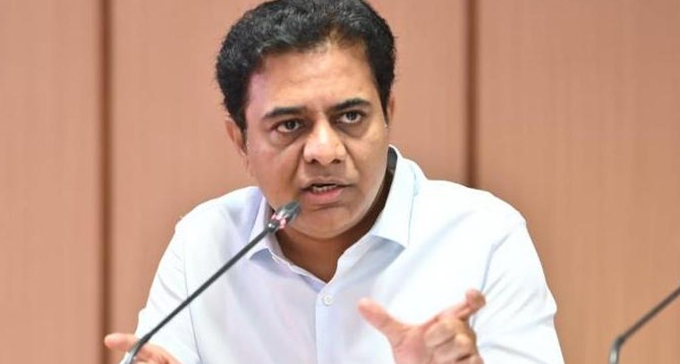 సిరిసిల్ల నేతన్నల కోసం కేటీఆర్ లేఖ.. ప్రభుత్వానికి గట్టి హెచ్చరిక

