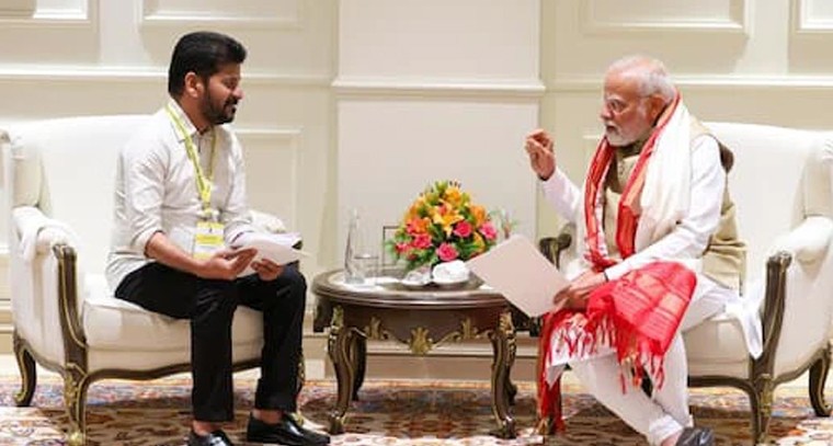 తెలంగాణ రైతుల పట్ల కేంద్ర ప్రభుత్వం వివక్ష చూపుతోంది.. సీఎం రేవంత్ రెడ్డి ఆగ్రహం

