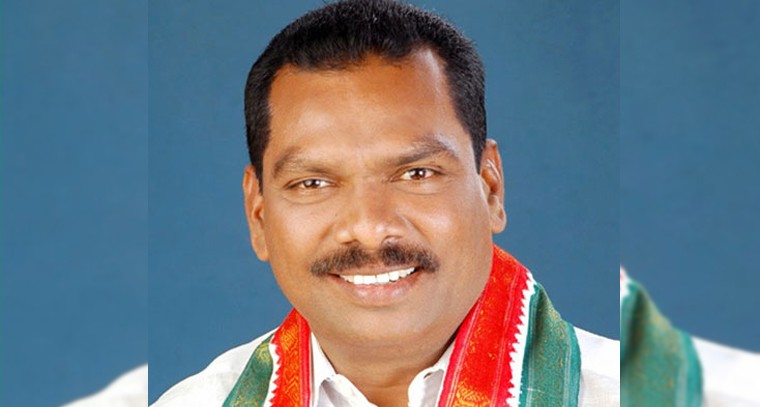 నర్సారెడ్డిపై క్రమశిక్షణ చర్యలకు కాంగ్రెస్ కమిటీ సిద్ధం.. కులం పేరుతో దూషించిన ఆరోపణలపై వివరణ కోరిన కమిటీ

