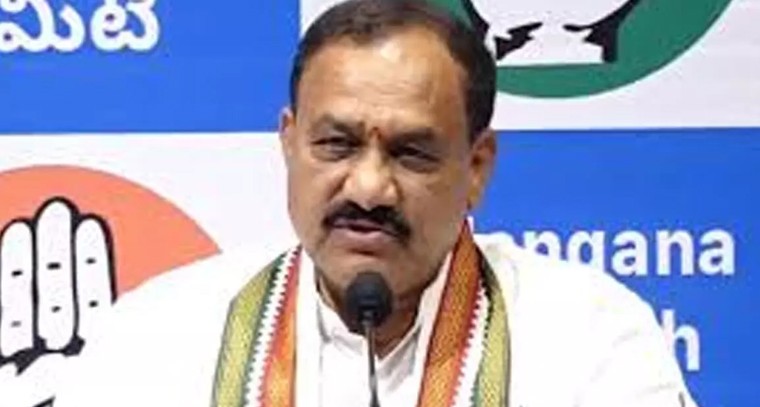 కవిత సస్పెన్షన్‌తో రాజకీయ డ్రామా.. టీపీసీసీ చీఫ్ మహేశ్ కుమార్ గౌడ్ బీఆర్ఎస్‌పై విమర్శలు..!

