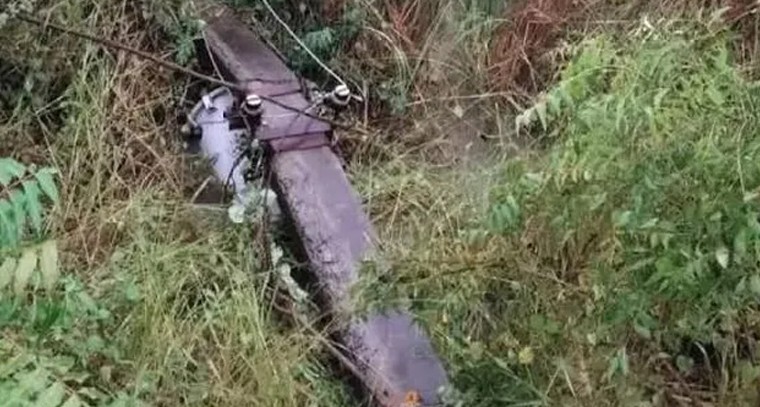 మోంథా బీభత్సం.. ఖమ్మంలో భారీ నష్టం, విద్యుత్ వ్యవస్థ ధ్వంసం

