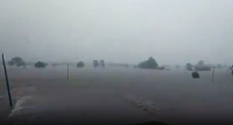 తెలంగాణలో భారీ వర్షాలు.. ప్రజల సంక్షేమం కోసం ప్రభుత్వం అప్రమత్తం

