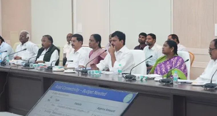 వరంగల్ కాకతీయ మెగా టెక్స్‌టైల్ పార్క్.. స్థానికులకు ఉద్యోగాలు, రాజీవ్ గాంధీ టౌన్‌షిప్‌లో మౌలిక సదుపాయాల కల్పన

