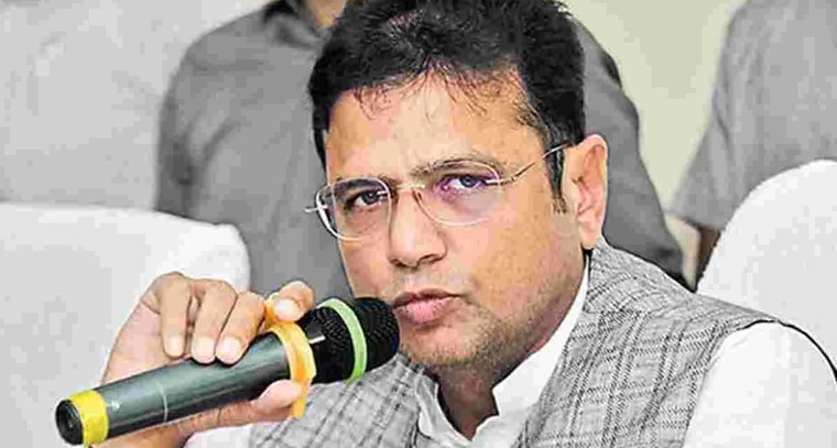 తెలంగాణ ఉద్యమానికి 'ఆత్మ' కొండా లక్ష్మణ్ బాపూజీ.. మంత్రి శ్రీధర్ బాబు నివాళి.. 'జాతిపిత'గా గుర్తించాలని డిమాండ్

