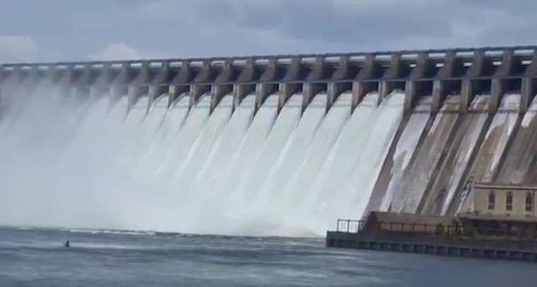 నాగార్జున సాగర్ కు జలకళ..!
