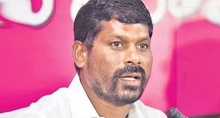 గువ్వల బాలరాజు బీజేపీ తీర్థం.. నాగర్‌కర్నూల్‌ రాజకీయాల్లో కొత్త అధ్యాయం
