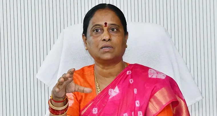 ముఖ్యమంత్రి రేవంత్ రెడ్డి వైఎస్సార్ బాట.. తెలంగాణ రైతన్నకు భరోసా, దేశానికే ఆదర్శం.. మంత్రి కొండా సురేఖ

