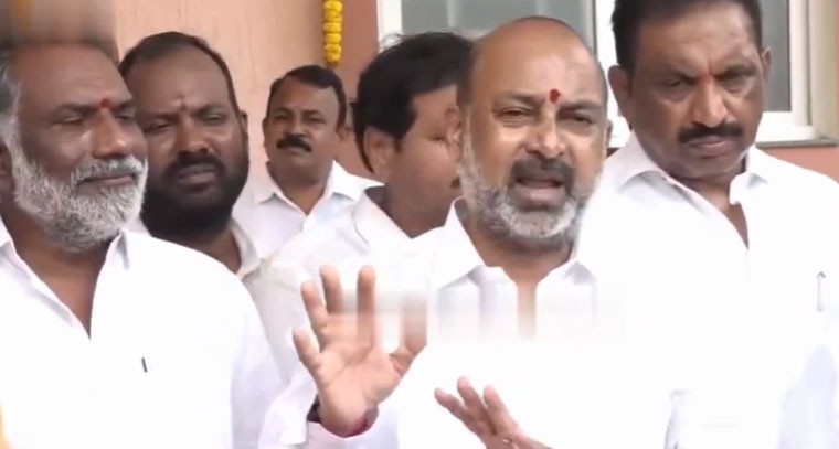 బీజేపీలో బీఆర్‌ఎస్ విలీనం వాస్తవమే: బండి సంజయ్