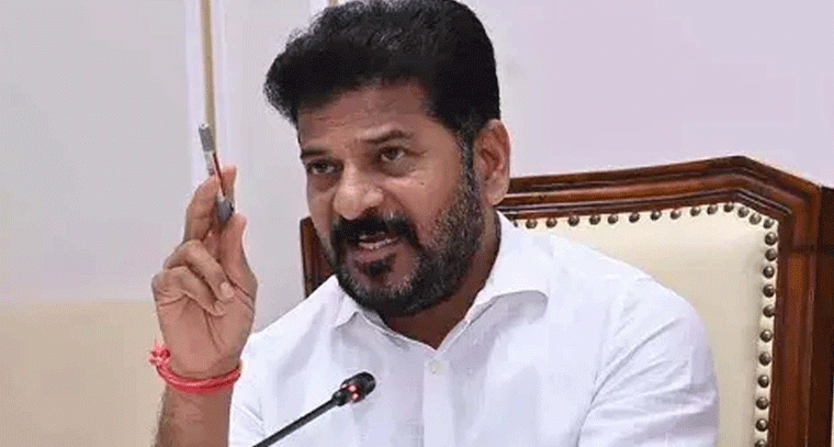 ఉద్యోగులకు రేవంత్ రెడ్డి వార్నింగ్: తల్లిదండ్రుల పరిరక్షణ లేని వారికి జీతం తగ్గింపు