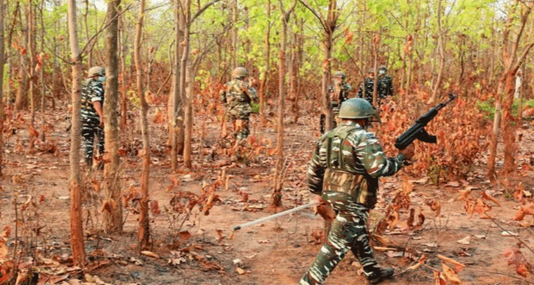 ఛత్తీస్‌గఢ్‌లో మావోయిస్టులకు భారీ ఎదురుదెబ్బ!
