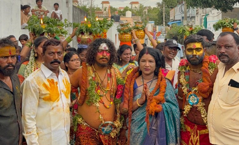 టైలర్స్ కాలనీ బొన్నాల పండుగ సంబరాల్లో పాల్గొన్న  కాట సునీతా రాజేష్ గౌడ్ 