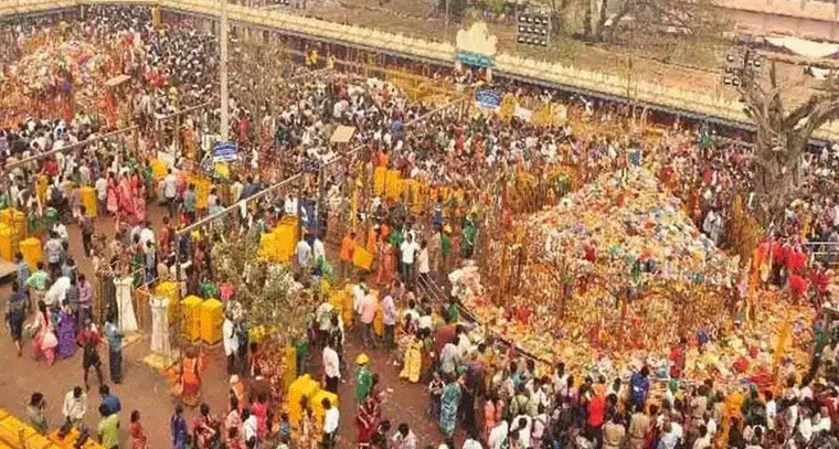 మేడారం భక్తులకు గుడ్ న్యూస్‌: ఆలయం ప్రత్యేక కార్యక్రమాలతో సిద్దం