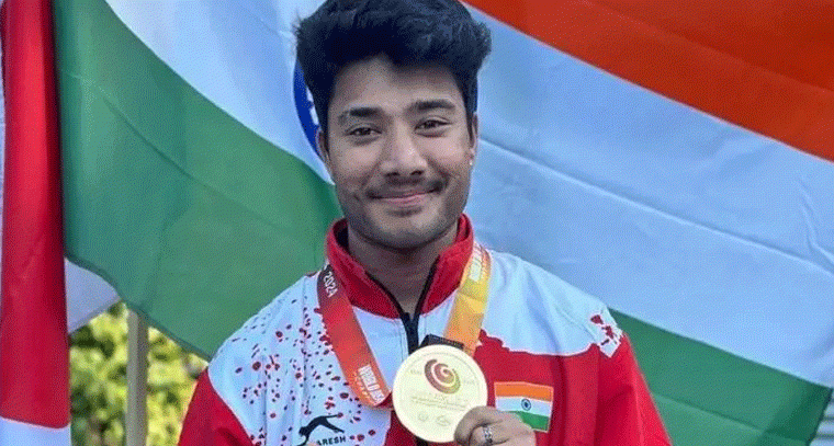తెలంగాణ బిడ్డకు మరో స్వర్ణం! షూటింగ్‌లో చరిత్ర సృష్టించిన యువ షూటర్!