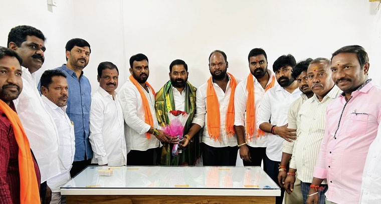 శ్రీ వెంకటేశ్వర రియల్ ఎస్టేట్స్ సంస్థను ప్రారంభించిన ఎమ్మెల్సీ శంభిపూర్ రాజు