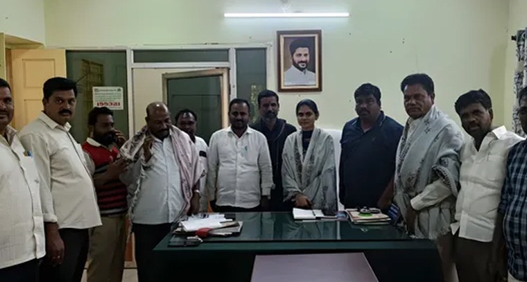 కొండాపూర్ ప్రెస్ క్లబ్‌కు కొత్త నాయకత్వం.. రమేష్ గౌడ్ అధ్యక్షుడిగా ఏకగ్రీవ ఎన్నిక!

